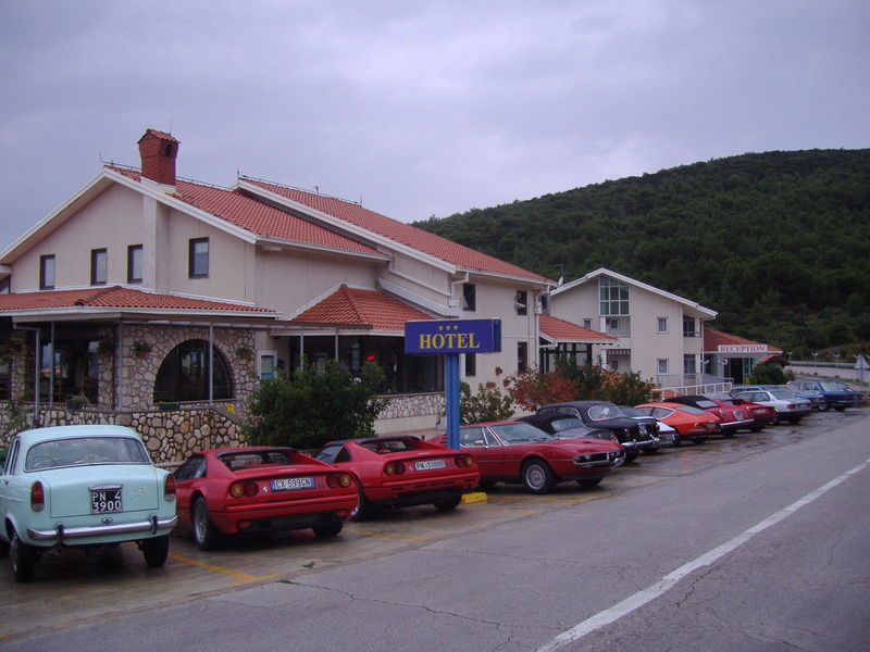 Martinšćica Hotel Zlatni Lav מראה חיצוני תמונה